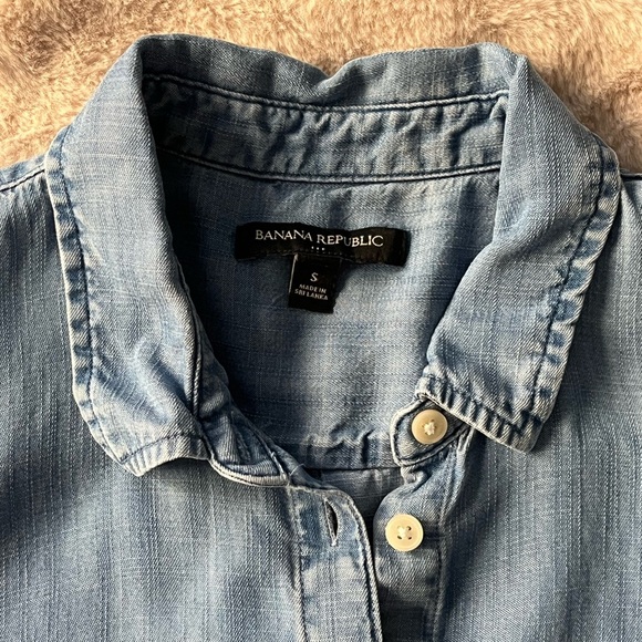 {NOT FOR SALE} Banana Republic Untucked Chambray Tencel Shirt SP - Picture 10 of 10